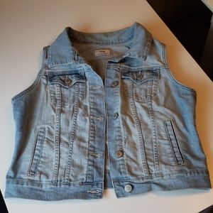 Jean Vest